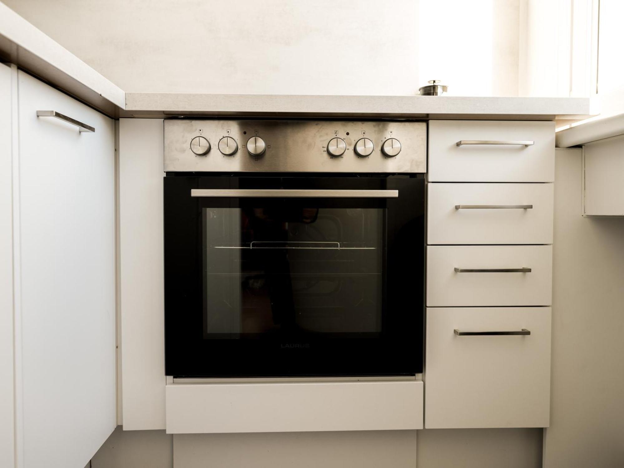 Spacious Apartments With View & Free Parking Wiener Neustadt Exterior photo