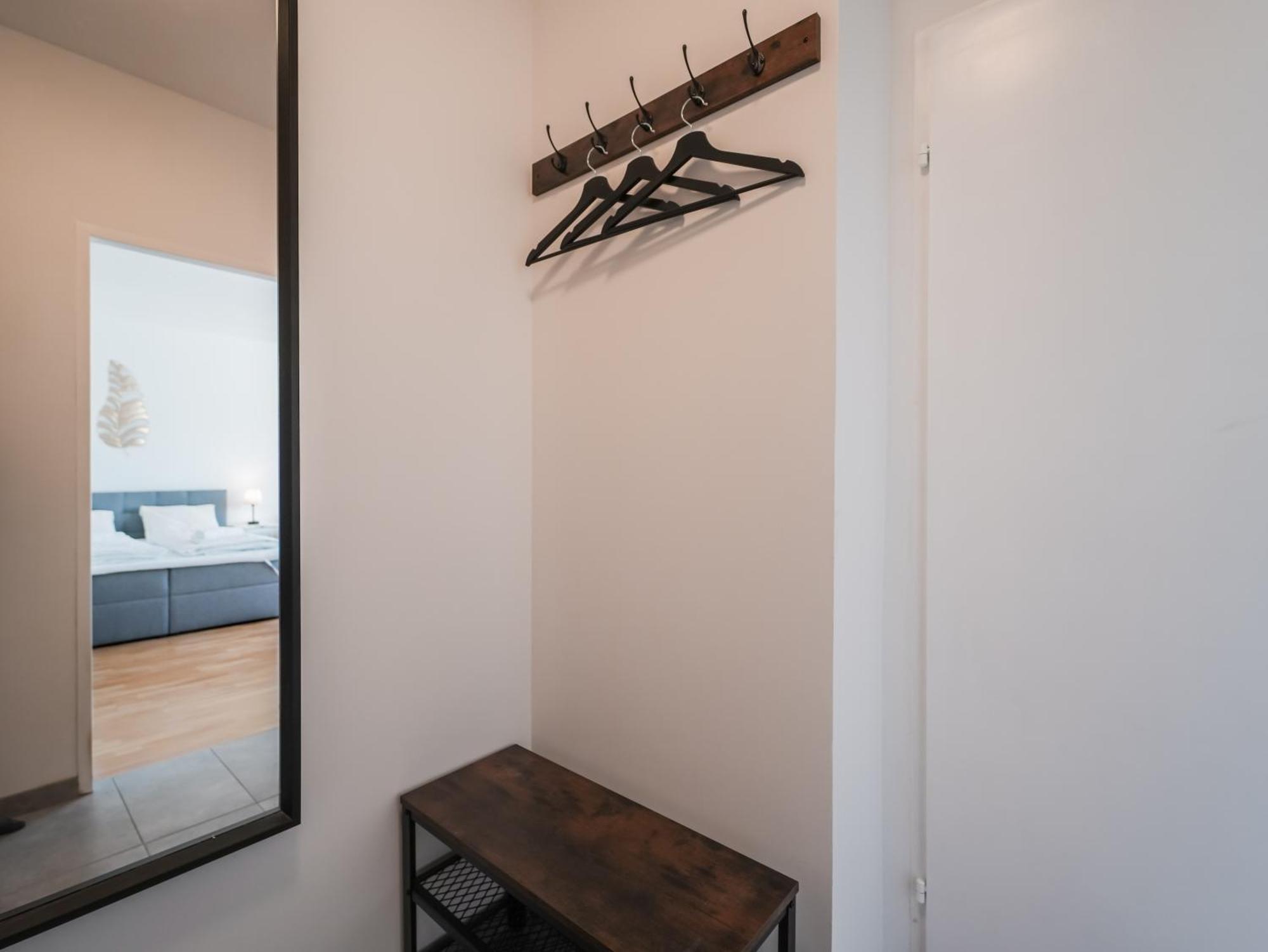 Spacious Apartments With View & Free Parking Wiener Neustadt Exterior photo